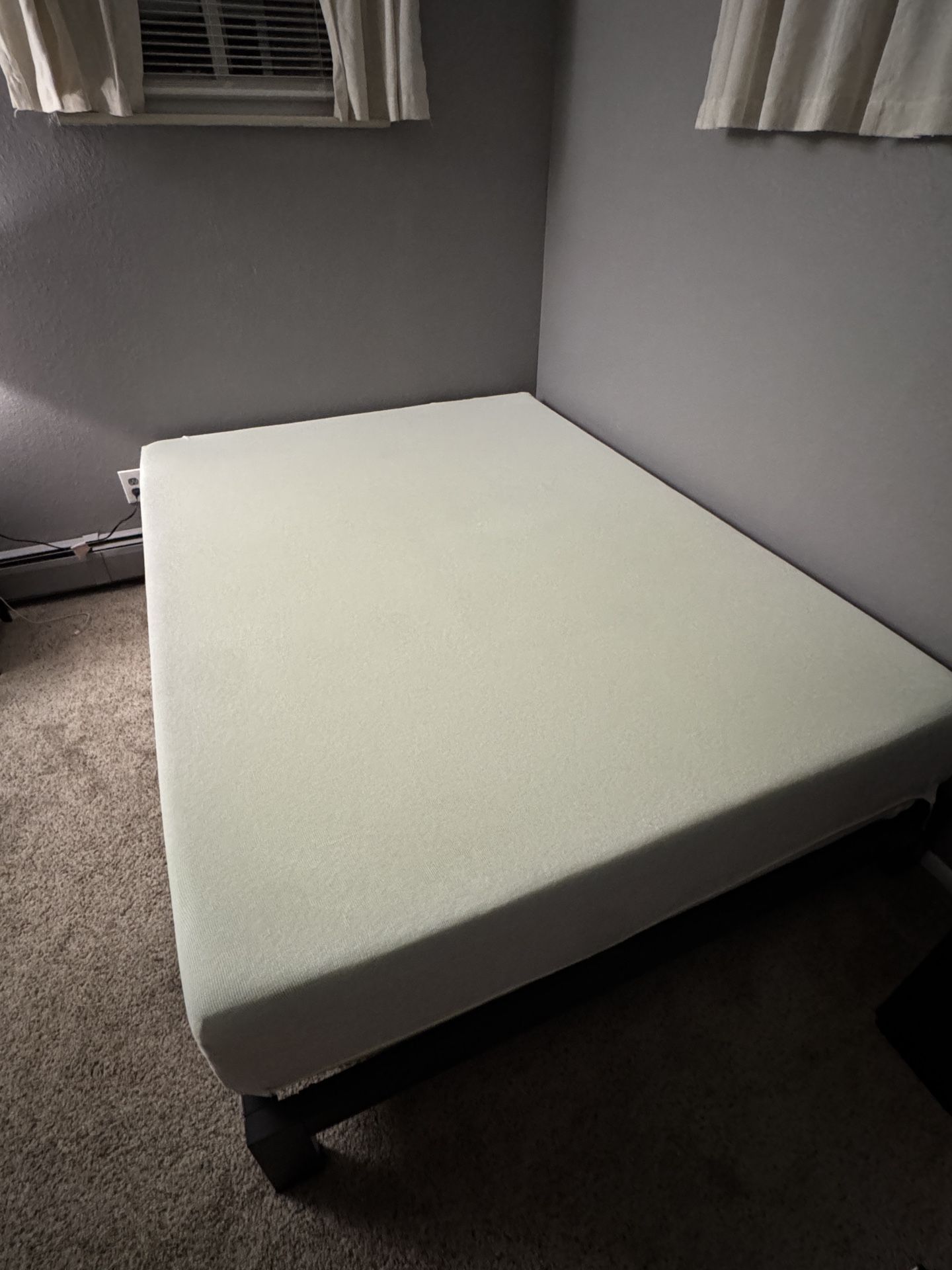 Queen-Size Bed - Mattress + Frame 