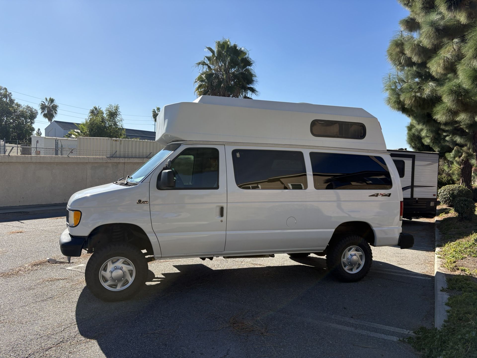2003 Ford E250 4x4 Van Rv 