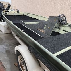 17ft aluminum boat with 25hp yamaha 4stroke motor 