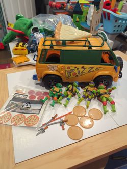 ninja turtlesTmnt mayhem pizza van and 4 ninja turtles