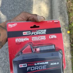 Milwaukee Forge 8.0 High Output Battery. 