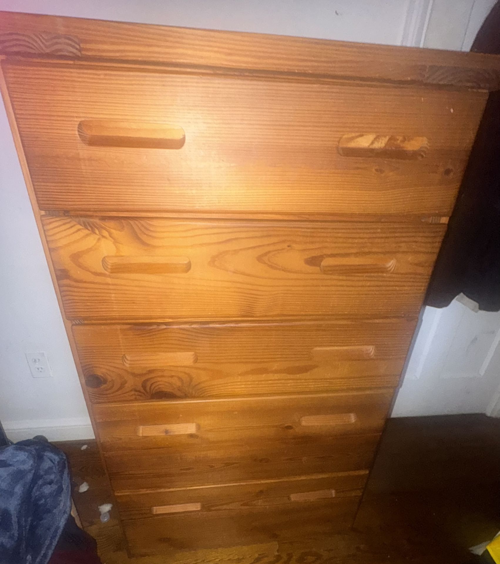 Wooden Dresser Good Condition 