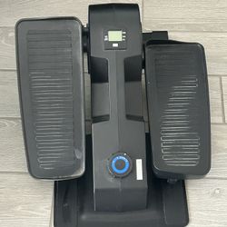 Cubi Under Desk Elliptical