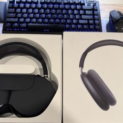 Apple AirPods Max Headphones midnight black