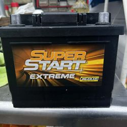 In Very Good Condition Super Start Extreme  group size 67r  battery 100% Charge$5 Off With A Old Battery 