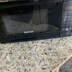 The microwave works perfectly.
