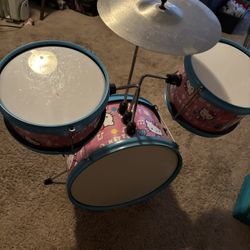 Hello Kitty Drum Set