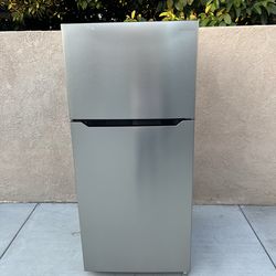 Insignia Refrigerator Stainless Steel 18cu Ft 30x30x66🚨👍3 MONTHS WARRANTY
