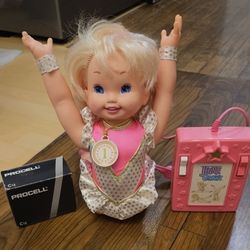 VTG 1994 MATTEL JENNIE GYMNAST REMOTE CONTROL DOLL(3-C-BATTERIES) 