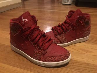 Jordan retro 1 red and black size 10.5