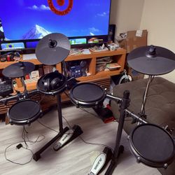 Alesis Nitro Mesh Electronic Drum Set