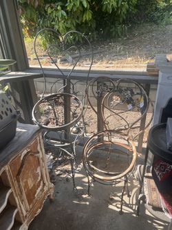 Wrought Iron Outdoor Heart Chairs 4 Total 2 Pairs