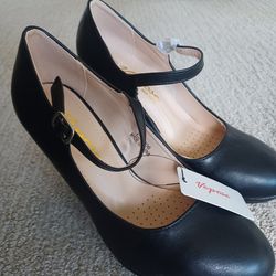 Cute Heeled Shoes - Mary Jane Style (Never Worn)