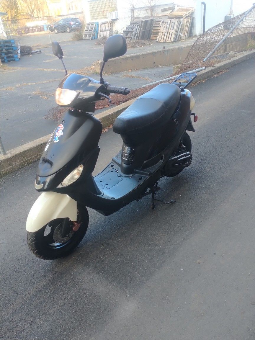 2018 SCOOTER TAOTAO 50cc