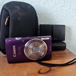 Canon Digital Camera Elf 135 With Case And Chargers