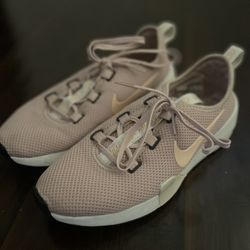 Pink Nike Shoes 7.5