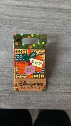2024 Disney Aulani Resort & Spa holiday (featuring stich)