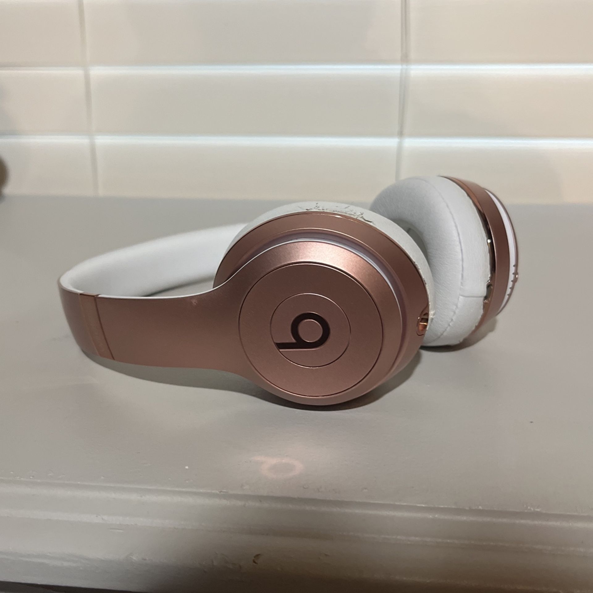 Apple Beats Solo3 