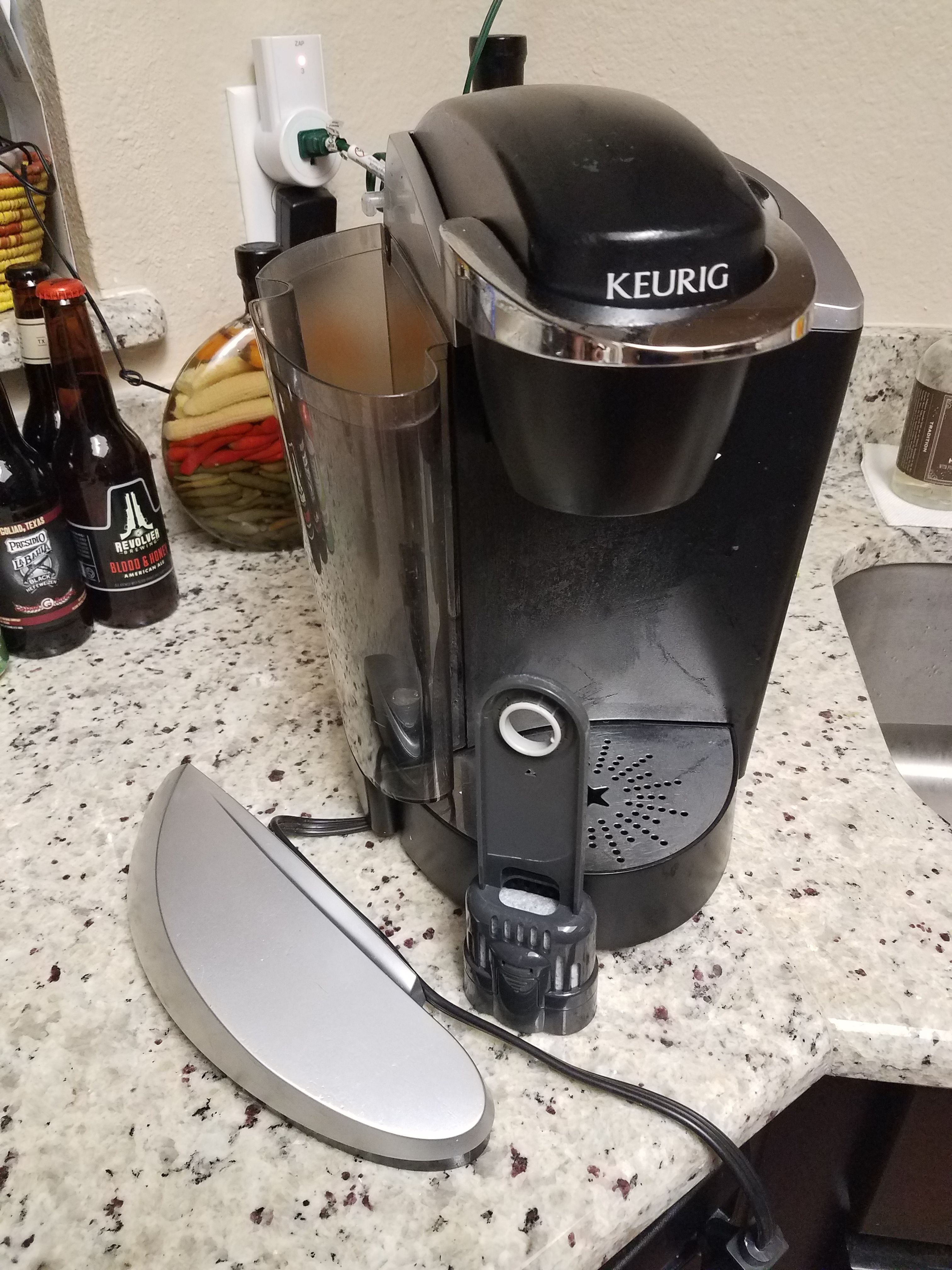Keurig B60 Special Edition coffee maker for Sale in San Antonio, TX -  OfferUp