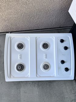 OU071425 Whirlpool Cooktop 4 Burner. GARAGE SALE 12000 BLOCK OF CARNATION STREET EASTVALE CA 5&6 SEPTEMBER 2026
