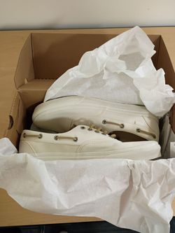 Vans Authentic Boat Shoes (M9.5/W11)