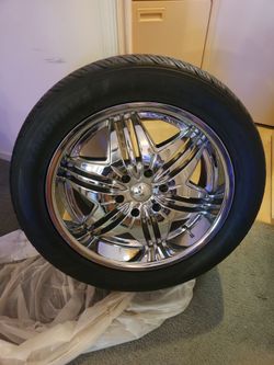 Yokohama tires and rims 295/45R 20 set of 4