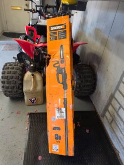 Pole saw  10"