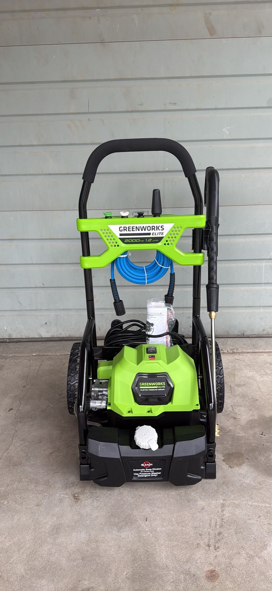 Green Works Pressure Washer 2000 Psi