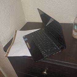 Lil Mini 10in Laptop. 