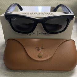 Ray-Ban Meta Wayfarer RW4008 Large Matte Black Gradient Graphite Polarized Smart Glasses W/OG Box