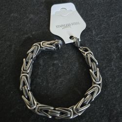 Stainless Steel Chunky Byzantine Bracelet 