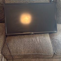 Roku Smart TV , excellent condition.
