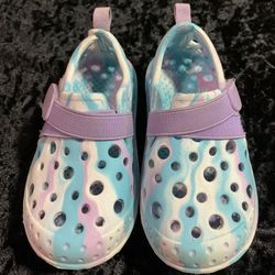 Western Chief girls size 7/8 pastel blue pink Recess Water Shoes with adjustable Velcro strap 