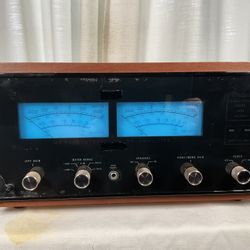 McIntosh MC 2205 Amplifier USA 1970’s 200 Watts Per Channel 