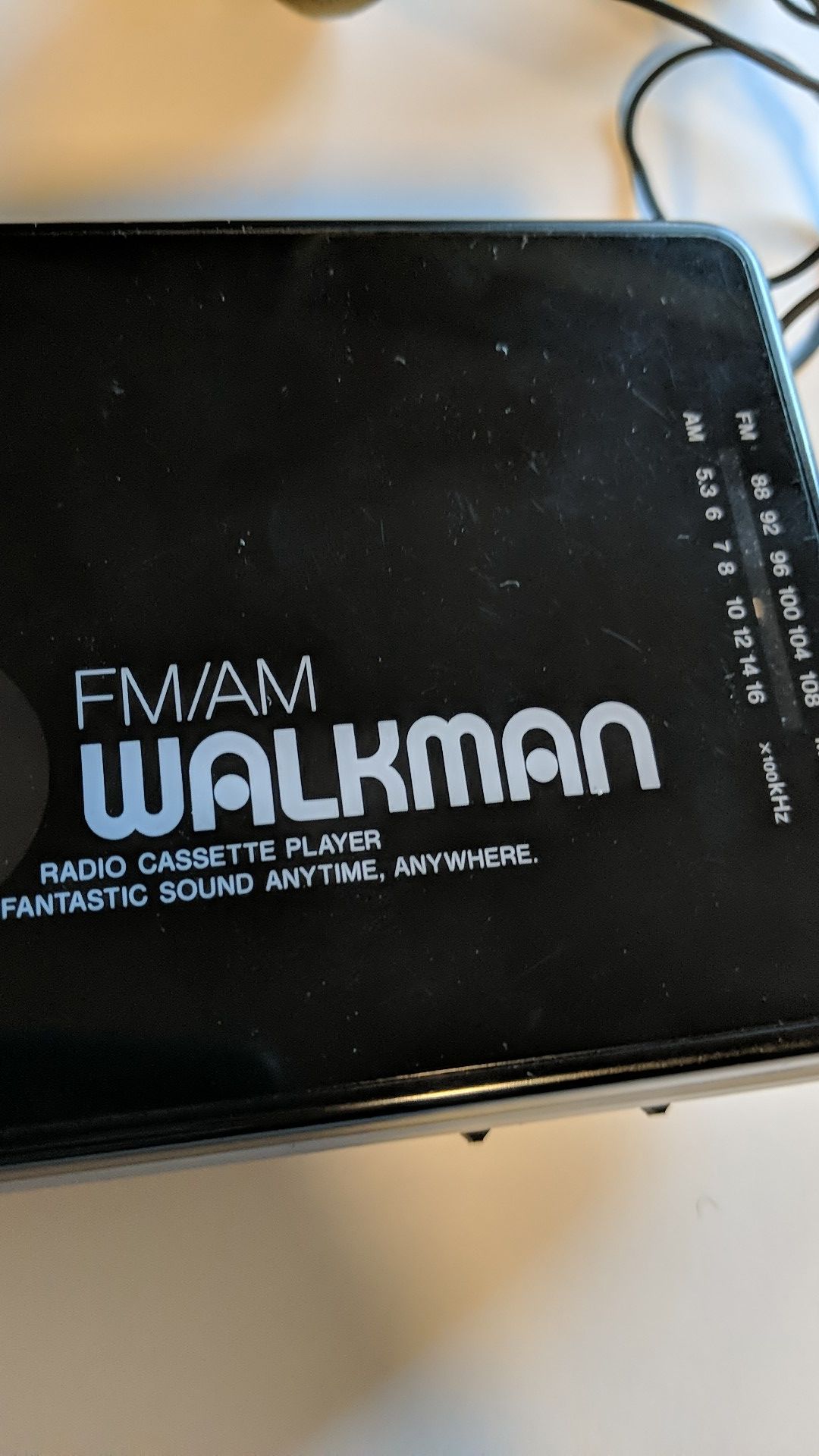 Vintage Sony Walkman WM-AF22 FM/AM Receiver & Cassette Player w/ Original Headphones - Read Description
