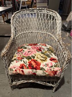 Antique Early 1900s  "Bar Harbor" Wicker Armchair with 2 Sets of Vintage Floral Cushions
