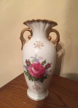 Japan vase with rose