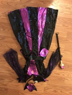 Witch Queen Costume size 5/6