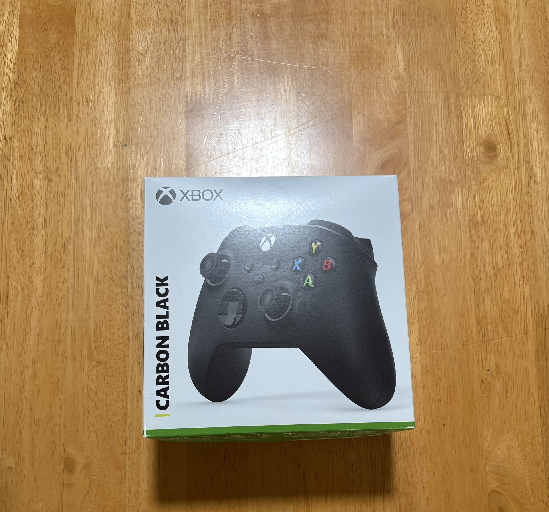 Used Xbox Series X/S Controller. Color: Carbon Black. NOTE: STICKY RB BUTTON ISSUE. PLEASE READ DESCRIPTION. Payment: CASH ONLY PLEASE