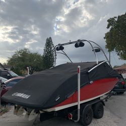 Yamaha AR 240 