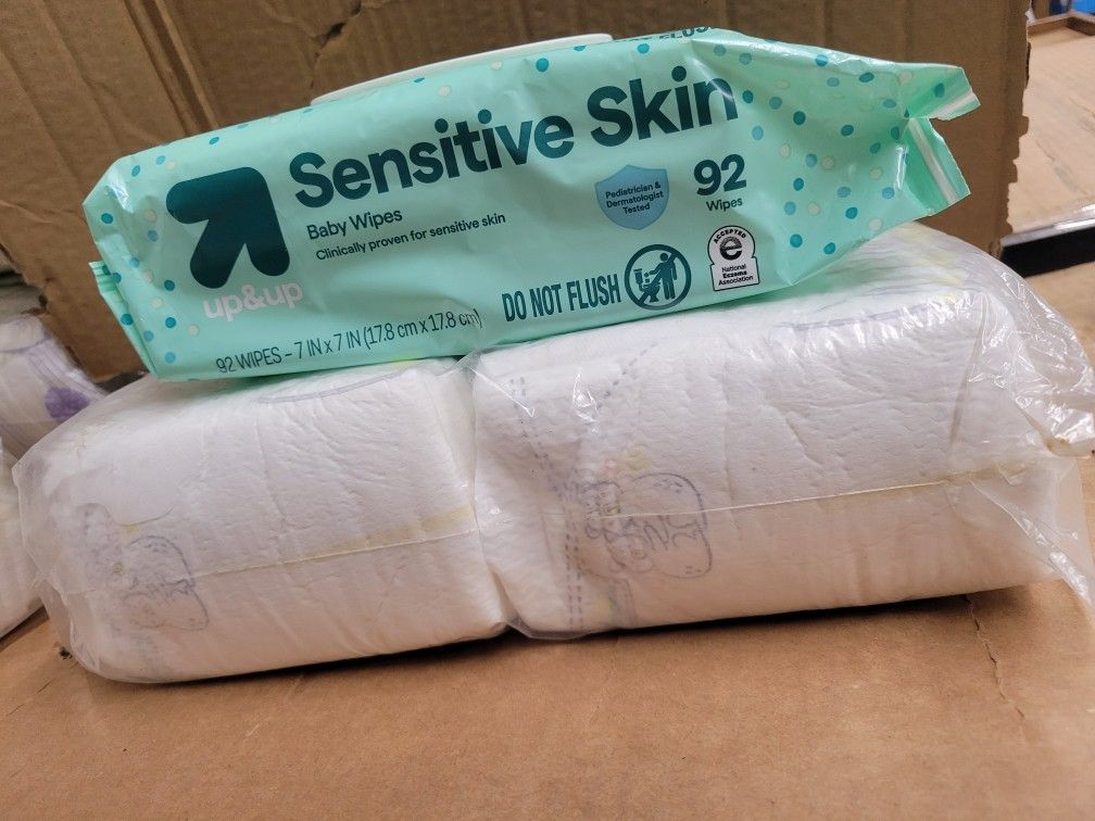 🐳$8 pampers size NB más 1 bolsa de Baby wipes 92 piezas 🆕️3 disponibles @descartar