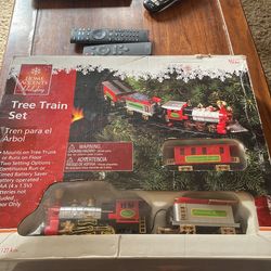 Christmas Tree Train Set