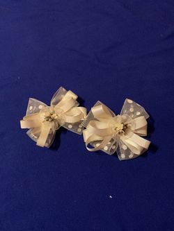Little bows