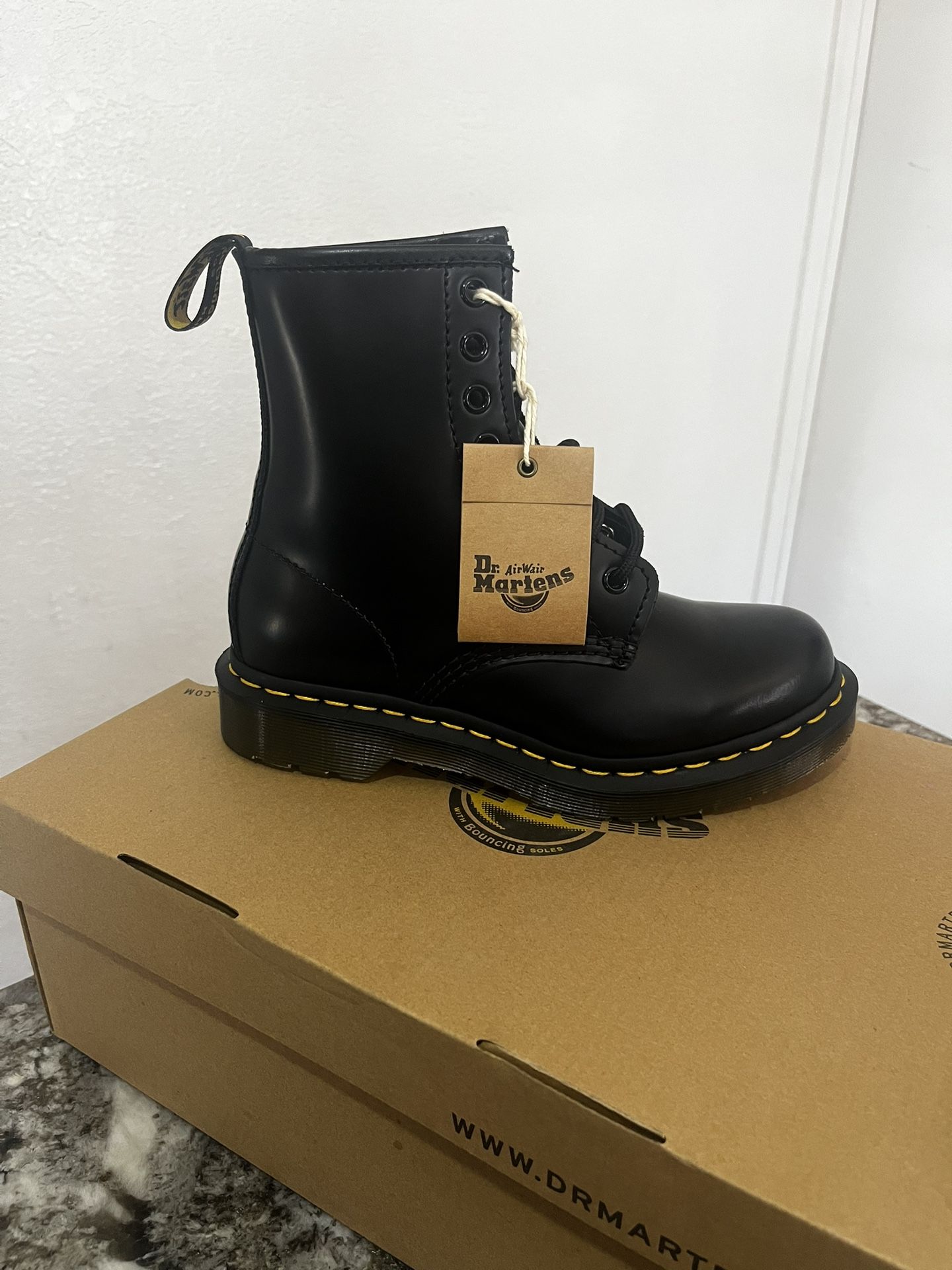 Dr martens sz 5uk Leather sandal Dr. Martens Black size 5 UK in Leather - 56466410 main image 4