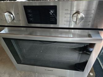 Bosch 500 Series 30" Stainless Steel Single Electric Wall Oven New