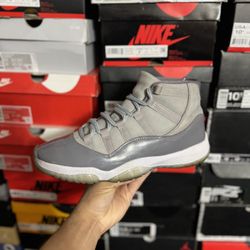 2021 Jordan Cool Grey 11s size 10.5 USED But Clean