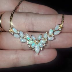 14k Gold Opal Necklace