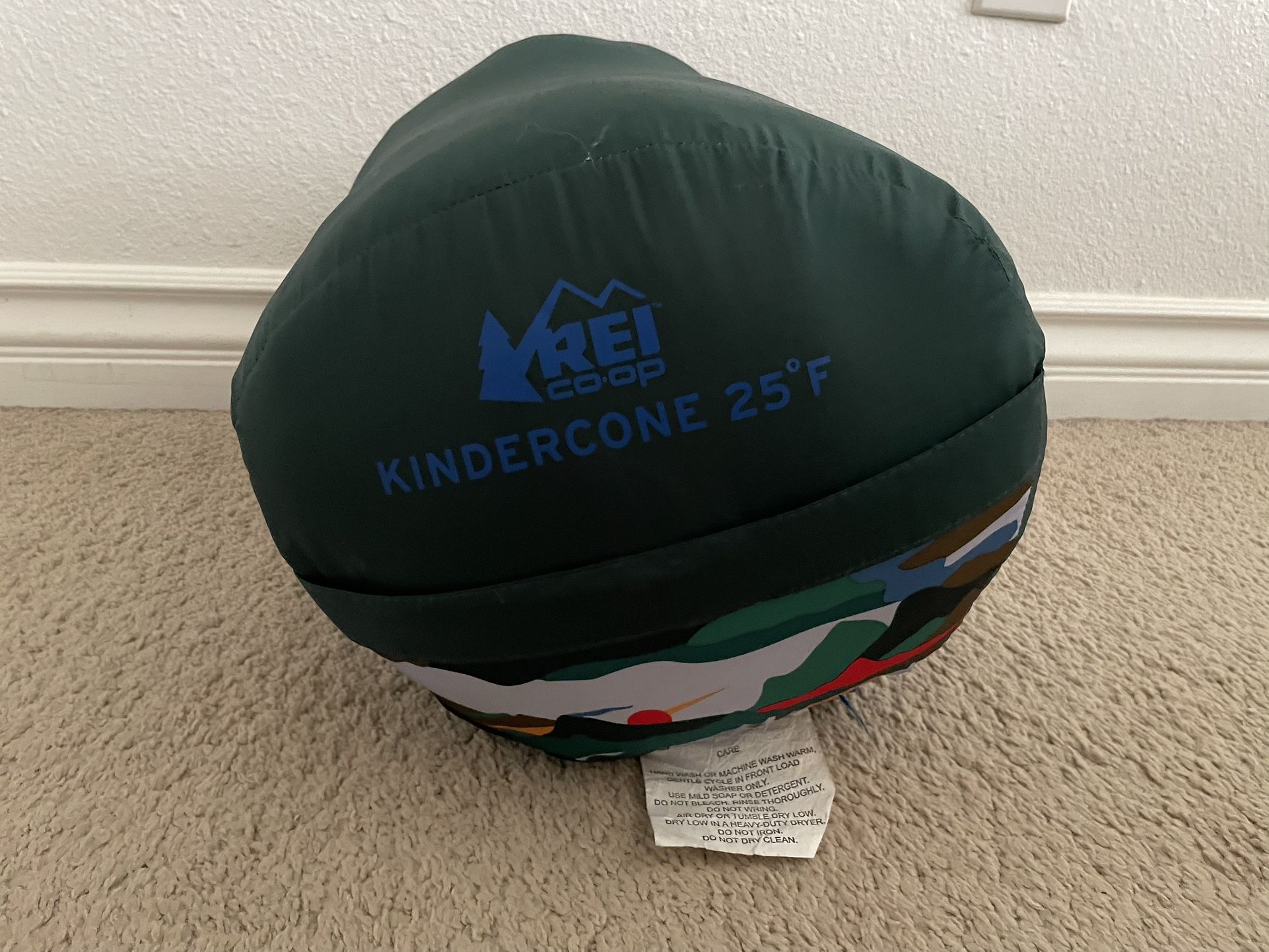 REI Kindercone 25 kids sleeping bag