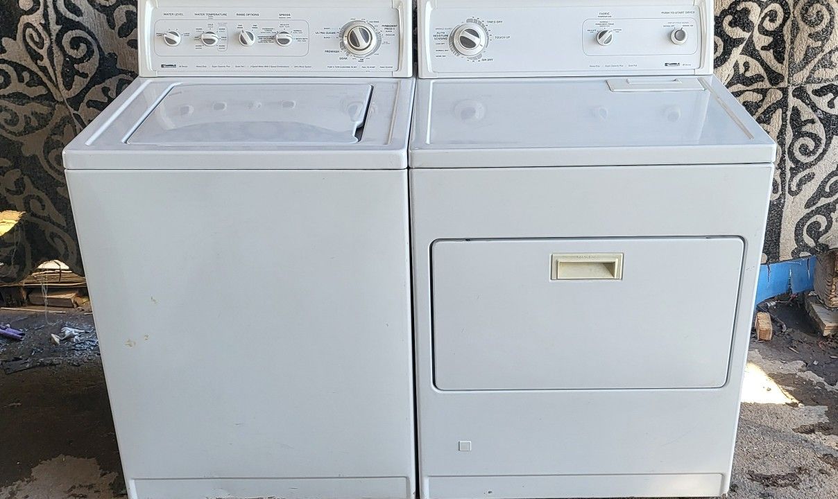 KENMORE WASHER AND AN ELECTRIC OR A GAS DRYER, FREE DELIVERY AND INSTALLATION, 4 MONTHS WARRANTY