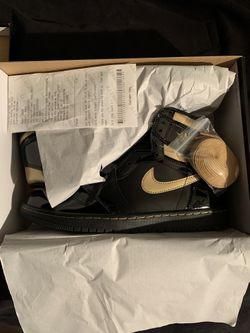 Jordan 1 “Black Gold” DS size 9